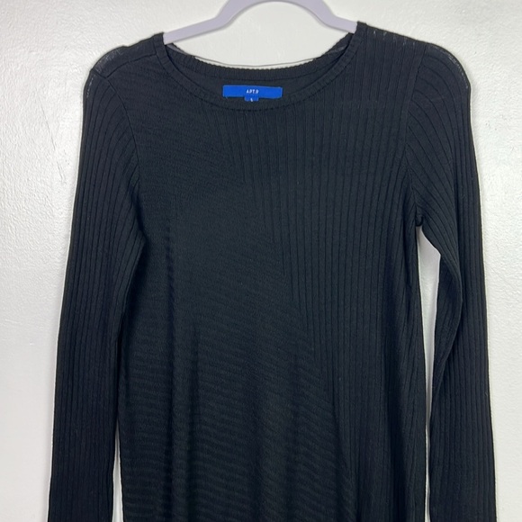 Apt.9 Women’s S Black Stretchy Crewneck Front Ribbed Slit Hem Sweater - Picture 4 of 8